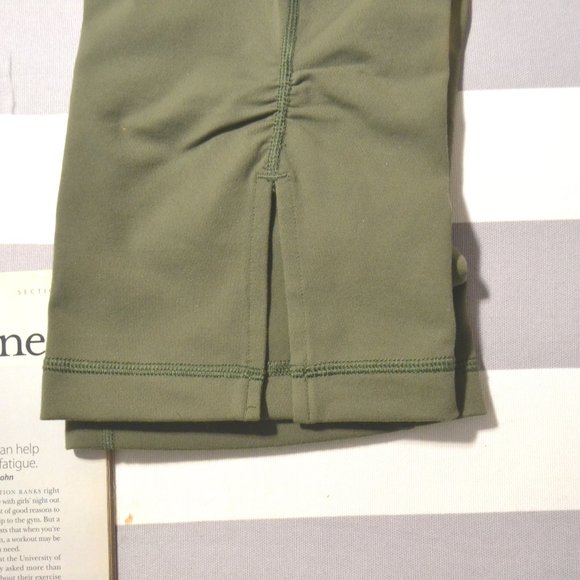 Lululemon Method Cropped Slit Gym Workout Pants - Picture 2 of 5